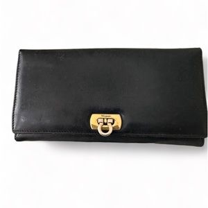 Ferragamo long leather wallet vintage